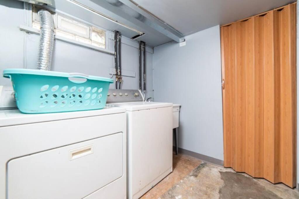 1St Floor - Free Parking - Washer & Dryer - Agh Pittsburgh Exterior foto